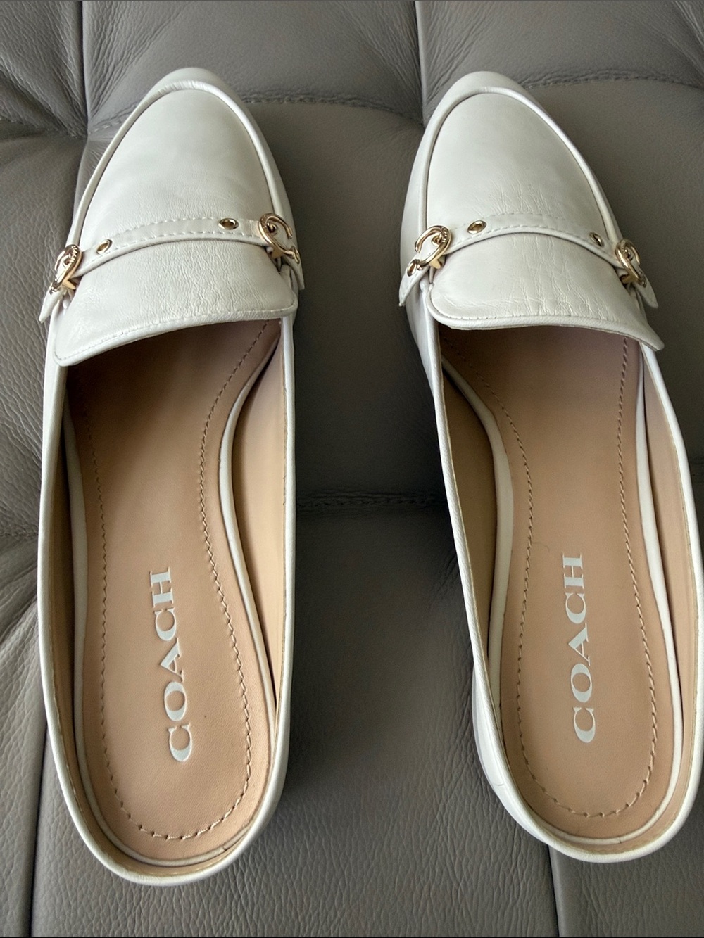 New Coach Cream Leather Slip-On Mule with Gold Hardware size 10 - Picture 5 of 10